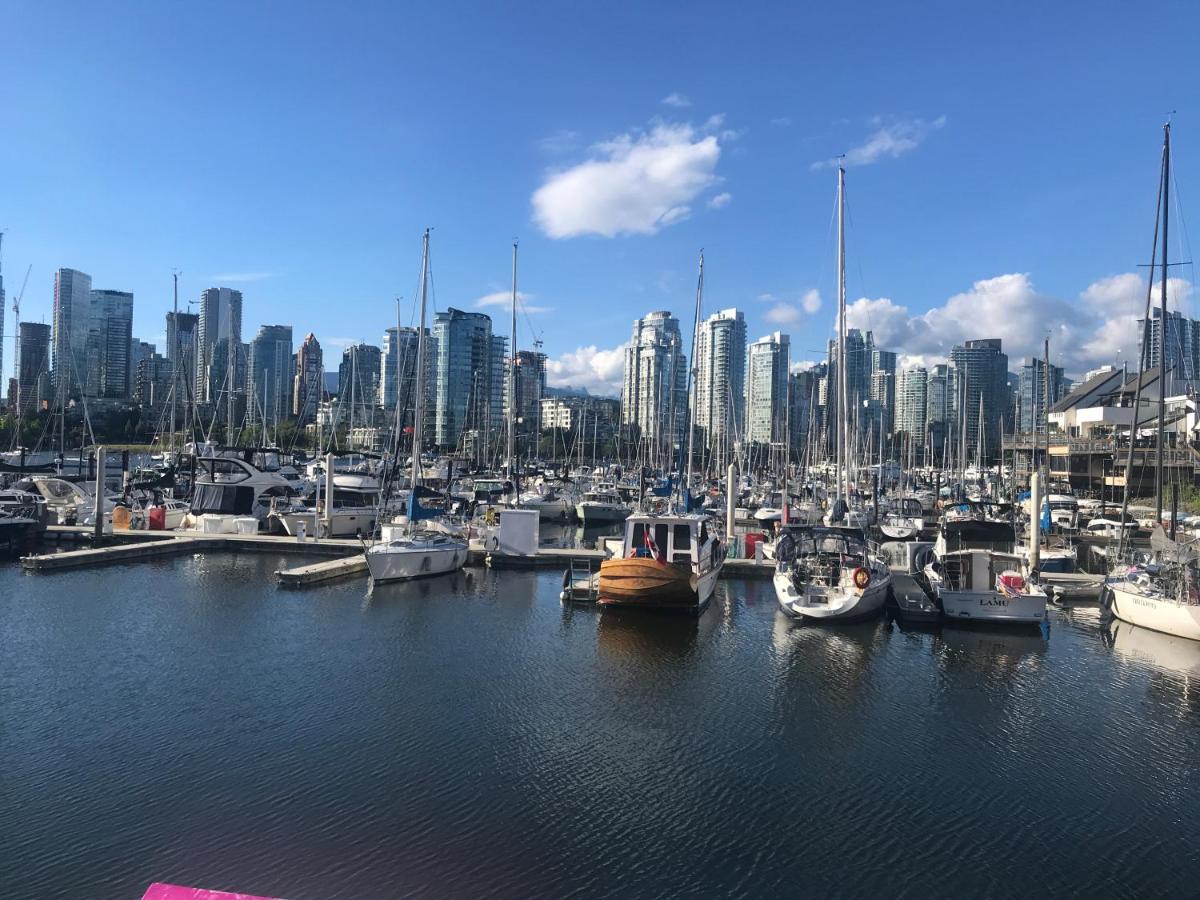 וונקובר Heart Of Kitsilano Area,5 Mins Walk To Kits Beach,No Share With Other People Stay מראה חיצוני תמונה