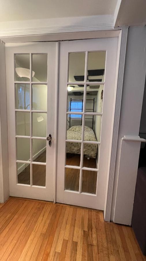וונקובר Heart Of Kitsilano Area,5 Mins Walk To Kits Beach,No Share With Other People Stay מראה חיצוני תמונה